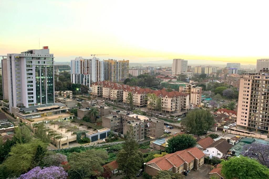 Kilimani Penthouse Apartment Nairobi Exterior photo